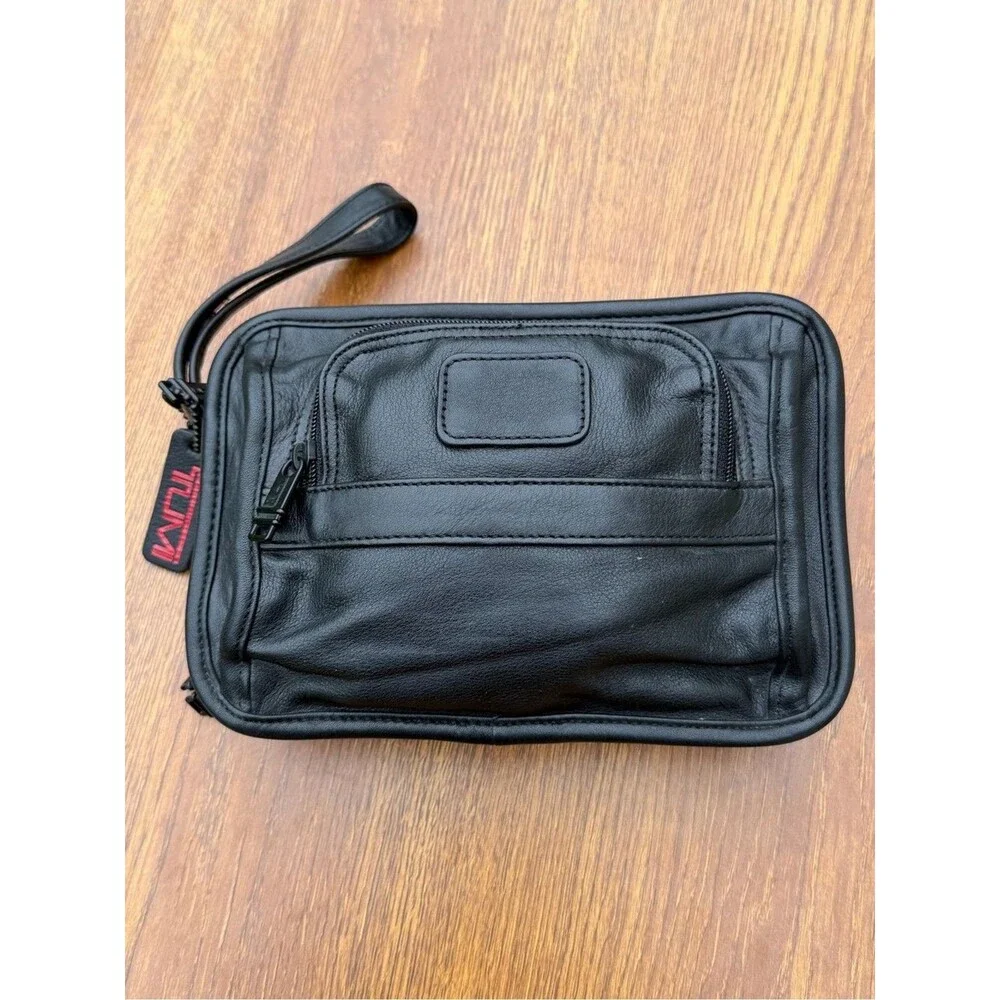 TUMI Men’s Organizer Clutch Black Leather Travel Toiletry Bag Wristlet VTG 995D